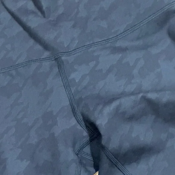 Brand New Lululemon Wunder Train Leggings - Picture 4 of 14